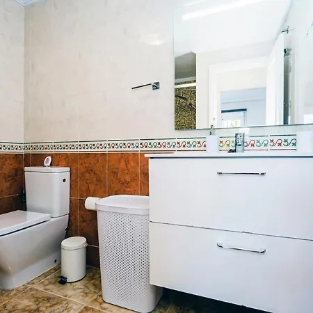 Apartment Alegria Id 72 *
